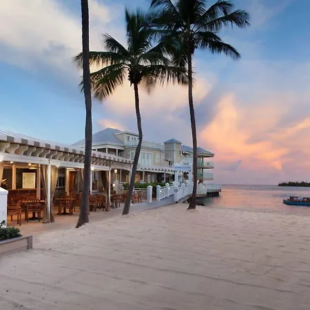 Pier House Resort&Spa